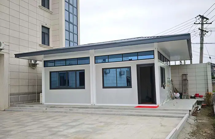 拡張可能なコンテナハウス